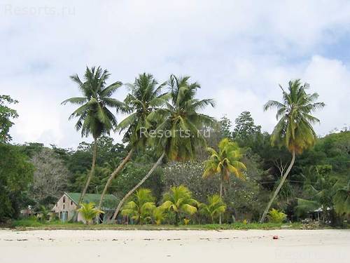 Cerf Island Marine Park Resort Deluxe 2